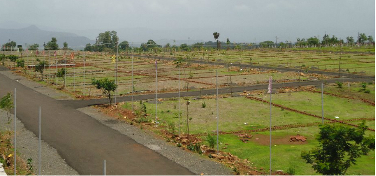 Pictures of well-located land for sale in Lucknow